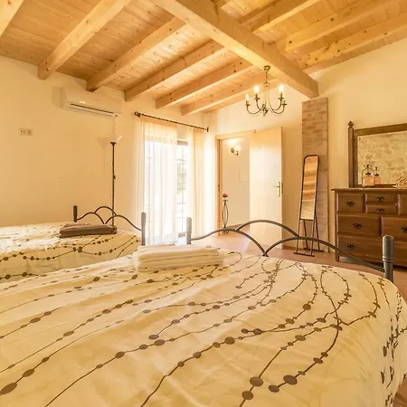 Barrocal Villa *